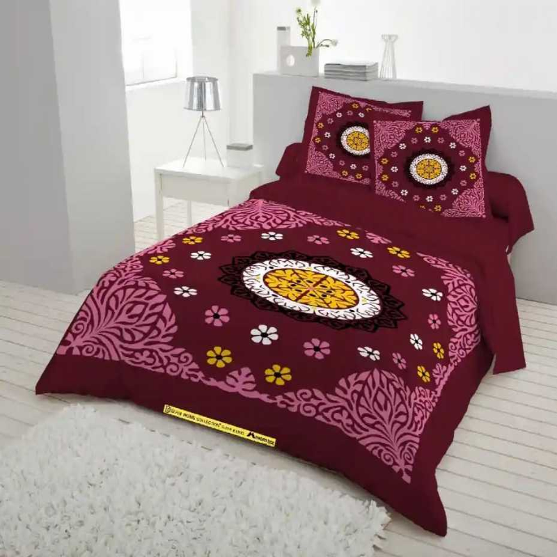 Luxury Panel Bed sheet With Two Matching Pillow Covers - additional view