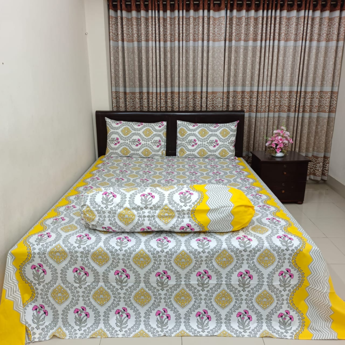 AC HOME TEX King Size Bed sheet With Two Pillow Covers