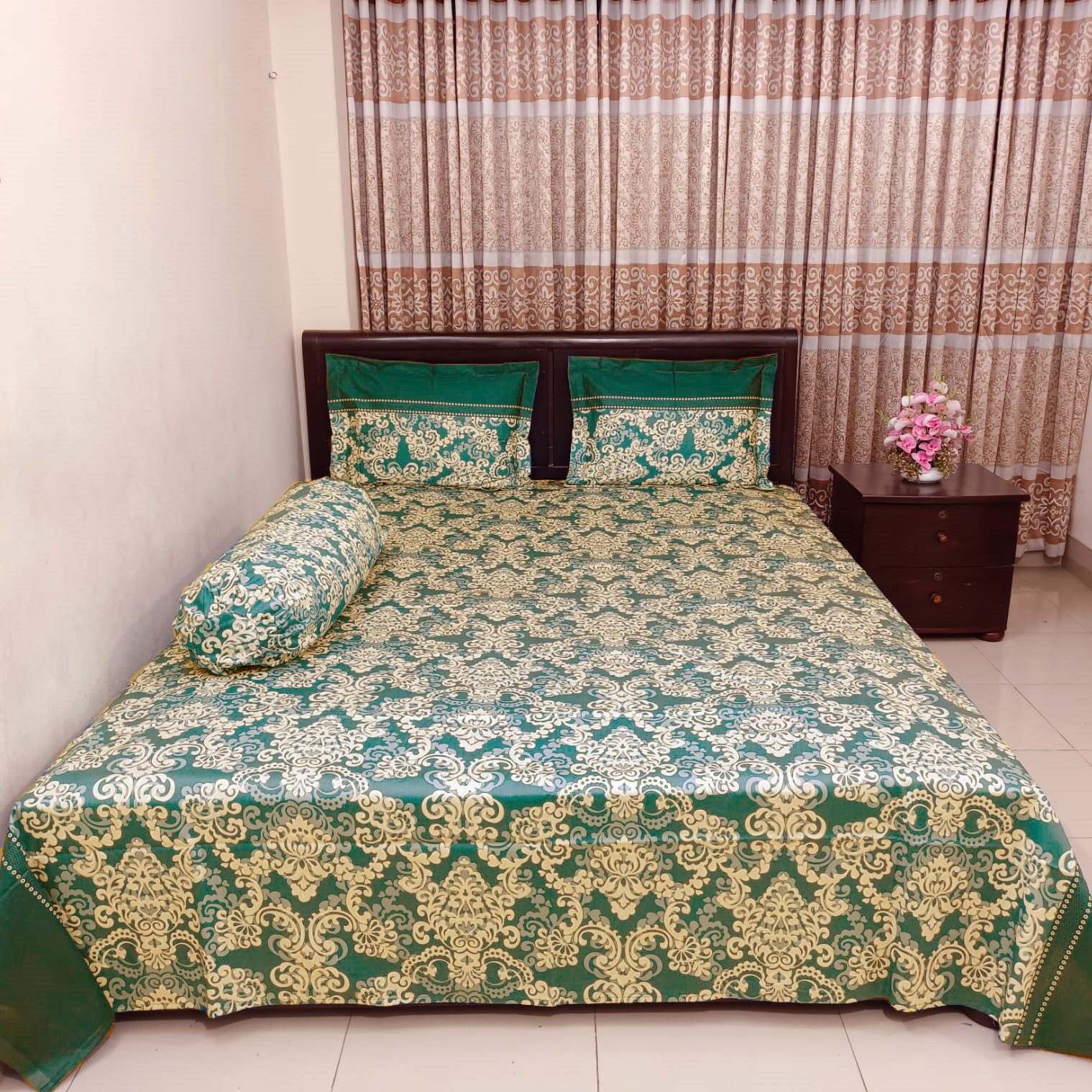 AC HOME TEX King Size Bed sheet With Two Pillow Covers